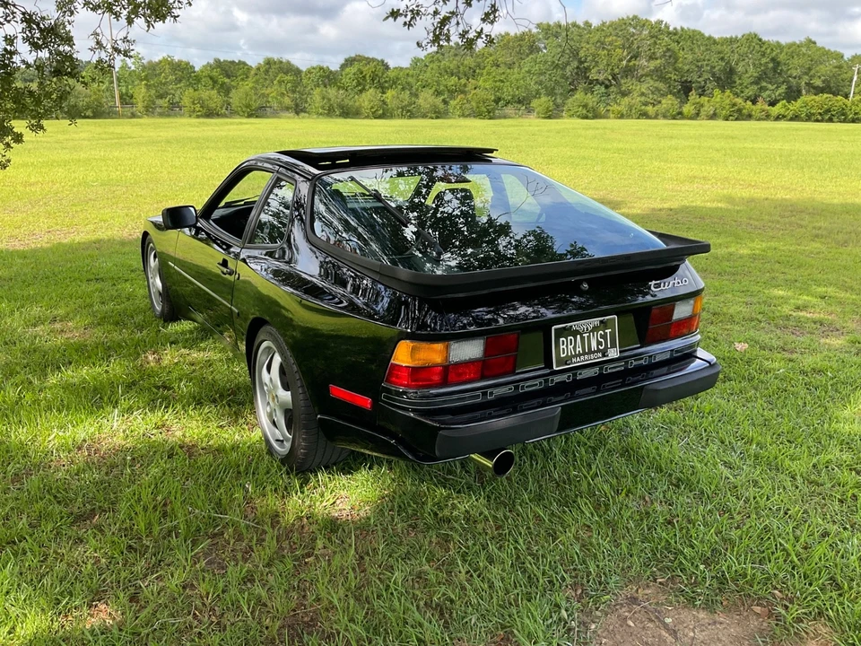 1988 Porsche 944 - Image 5 of 31