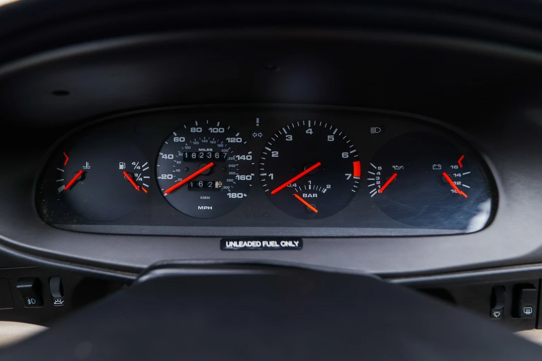 1988 Porsche 944 S - Image 18 of 31