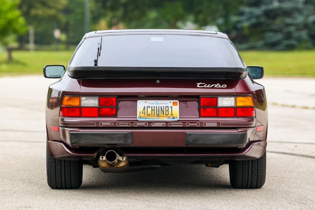 1988 Porsche 944 S - Image 8 of 31