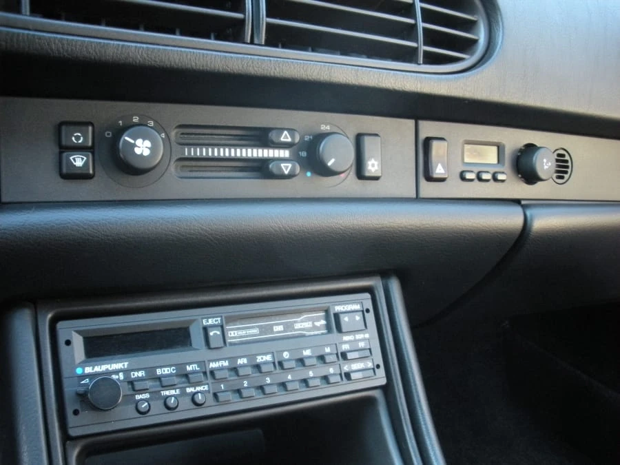 1988 Porsche 944 - Image 7 of 11