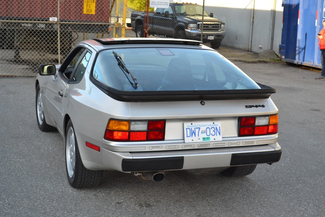 1988 Porsche 944 S - Image 28 of 31