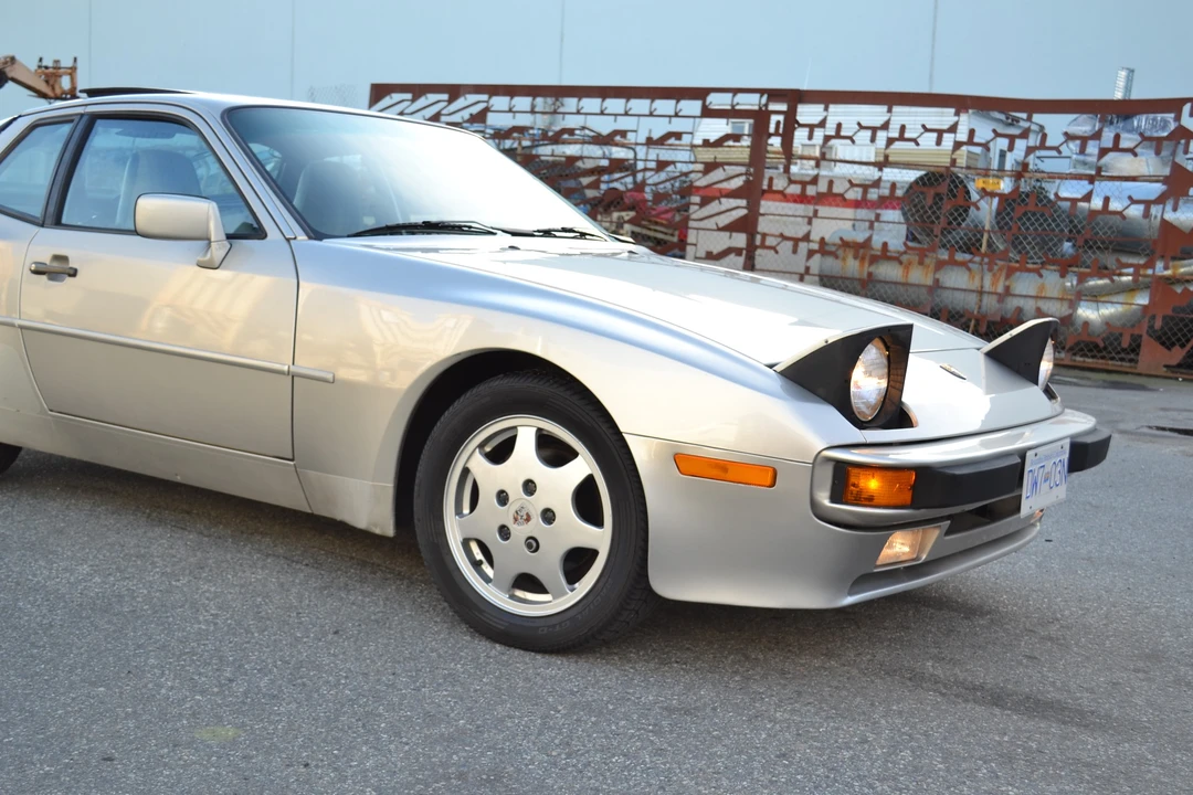 1988 Porsche 944 S - Image 16 of 31