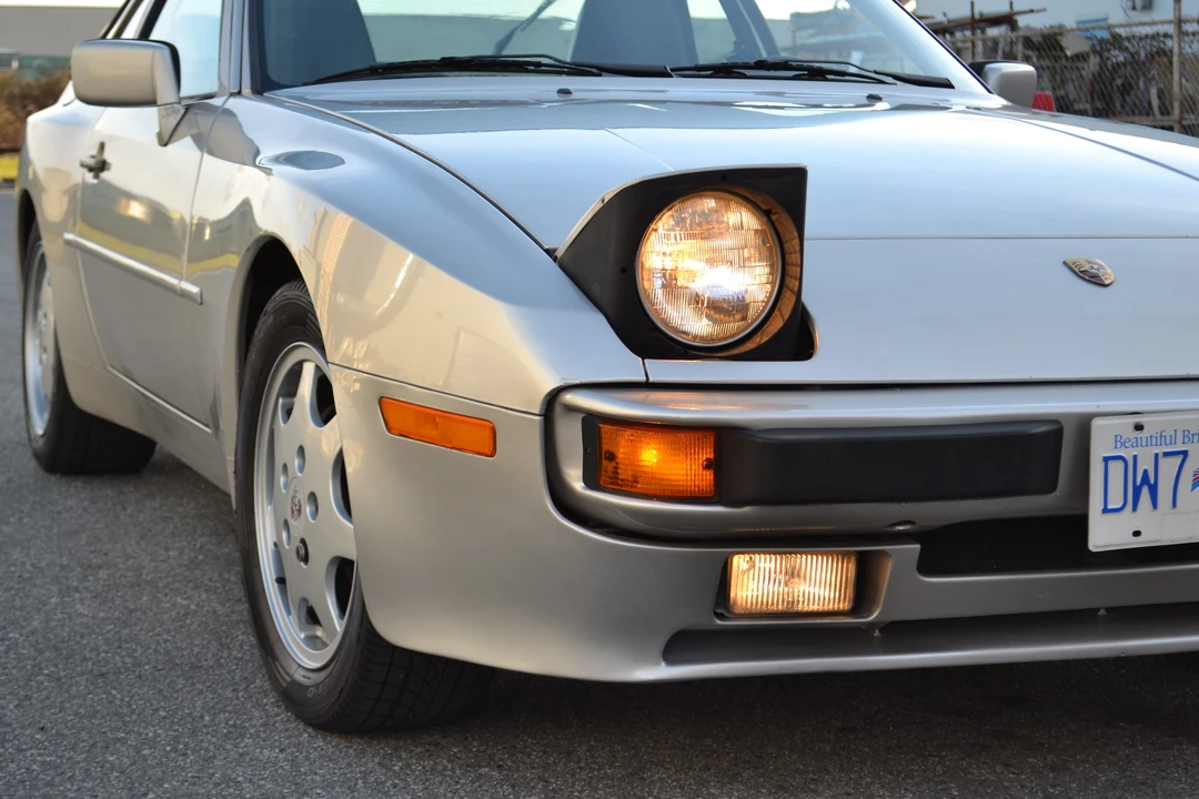 1988 Porsche 944 S - Image 10 of 31