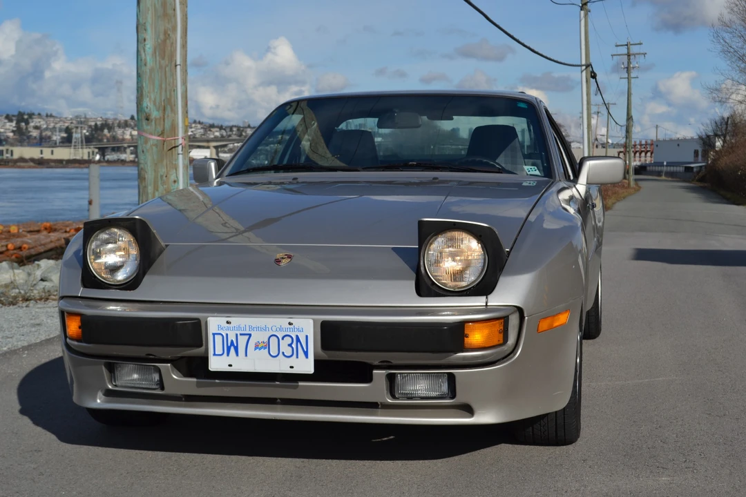 1988 Porsche 944 S - Image 13 of 31