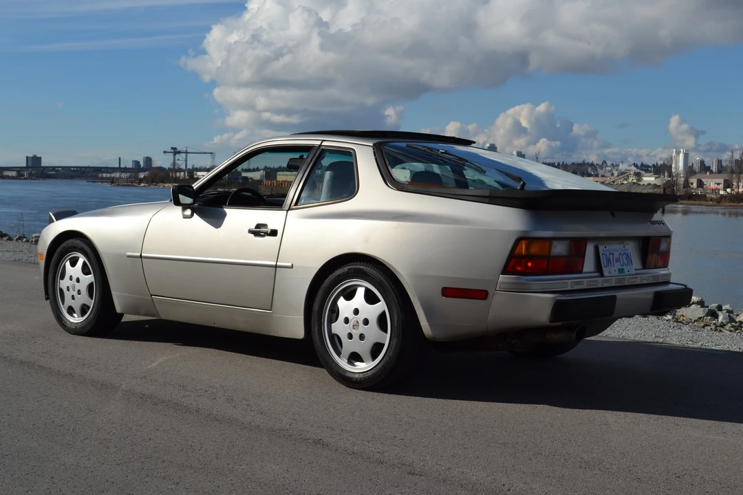 1988 Porsche 944 S - Image 2 of 31