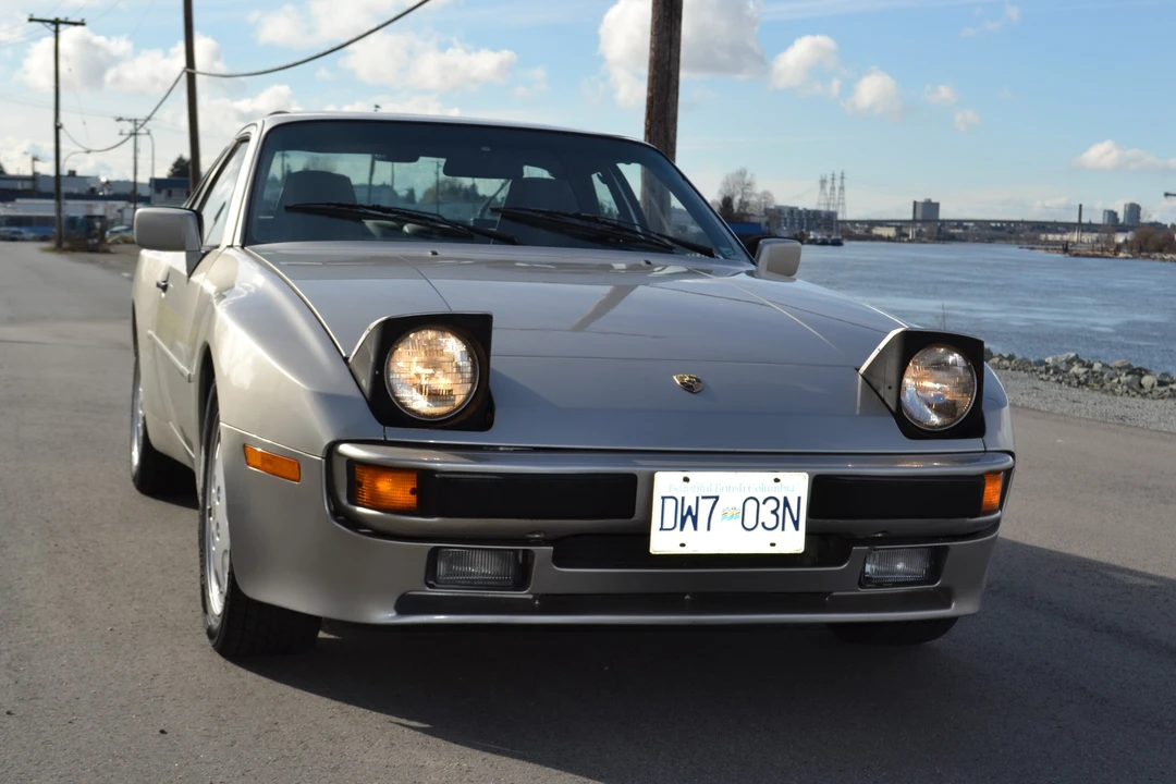 1988 Porsche 944 S - Image 9 of 31