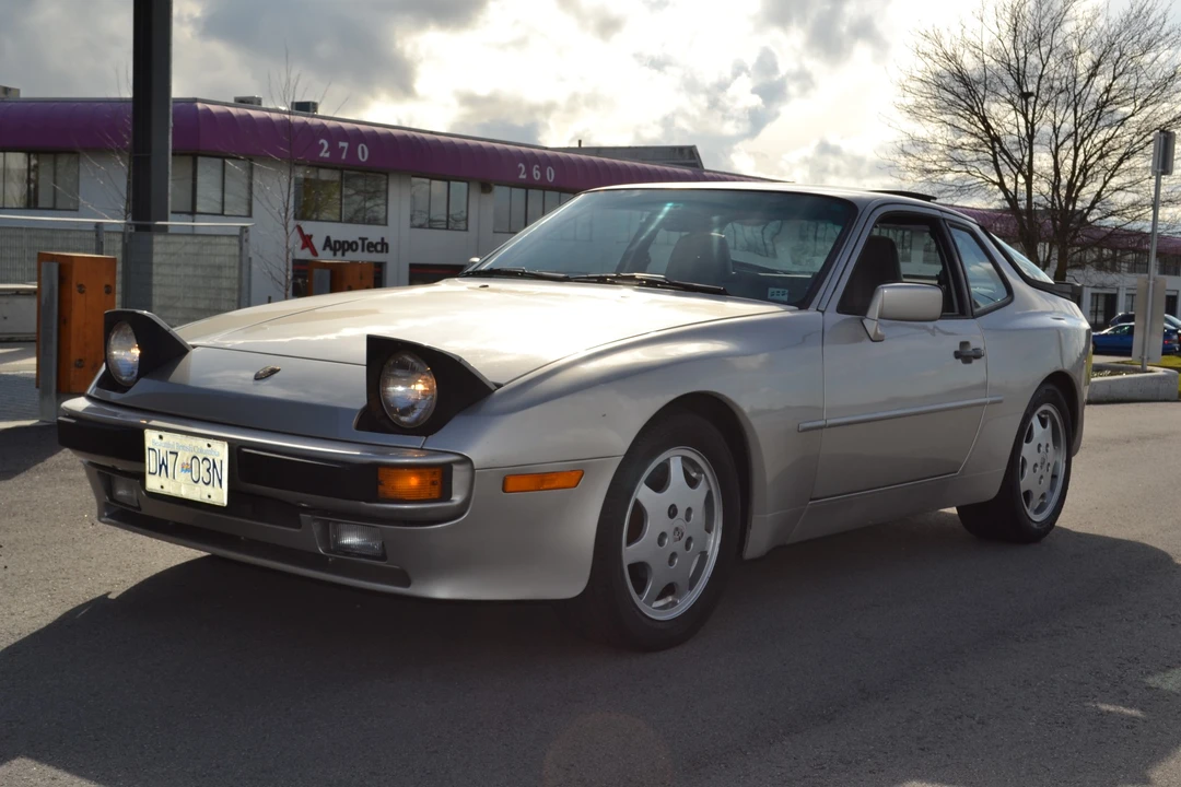 1988 Porsche 944 S - Image 7 of 31