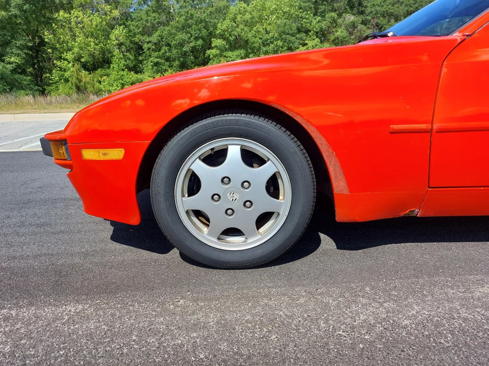 1988 Porsche 944 - Image 19 of 31