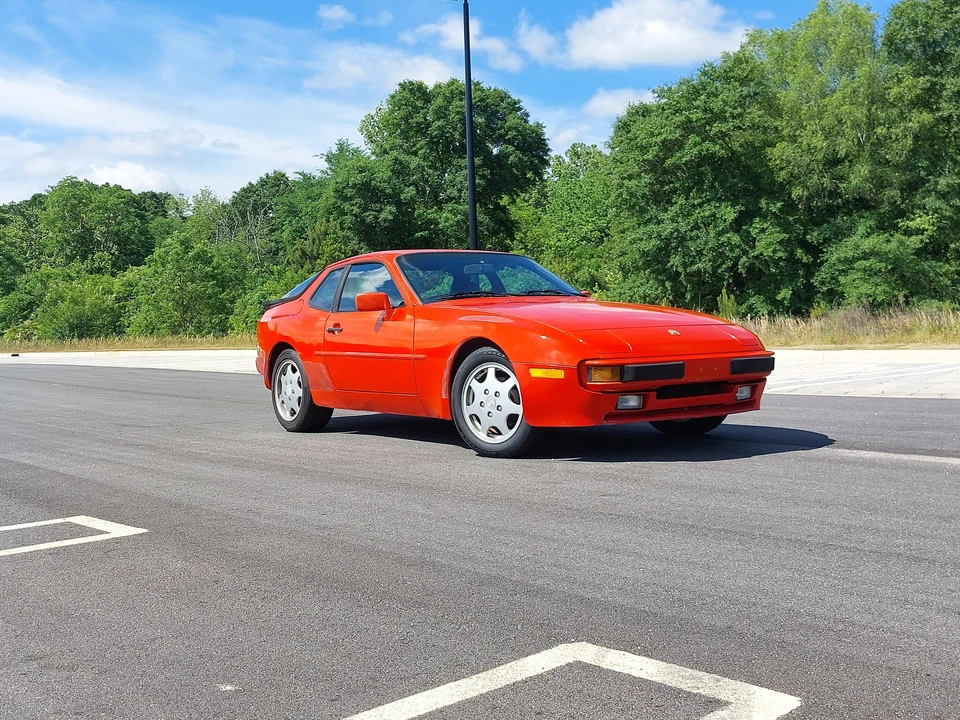 1988 Porsche 944 - Image 16 of 31