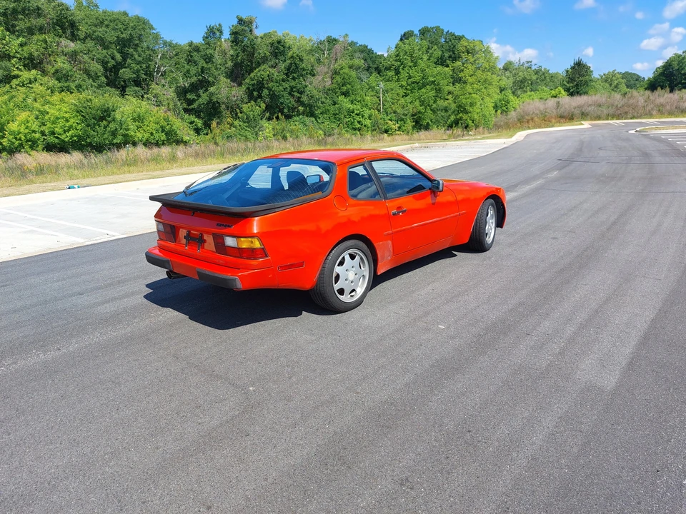 1988 Porsche 944 - Image 10 of 31