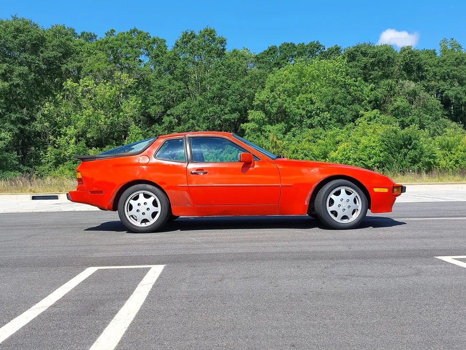 1988 Porsche 944 - Image 12 of 31