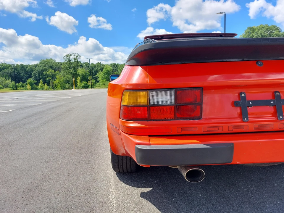 1988 Porsche 944 - Image 23 of 31