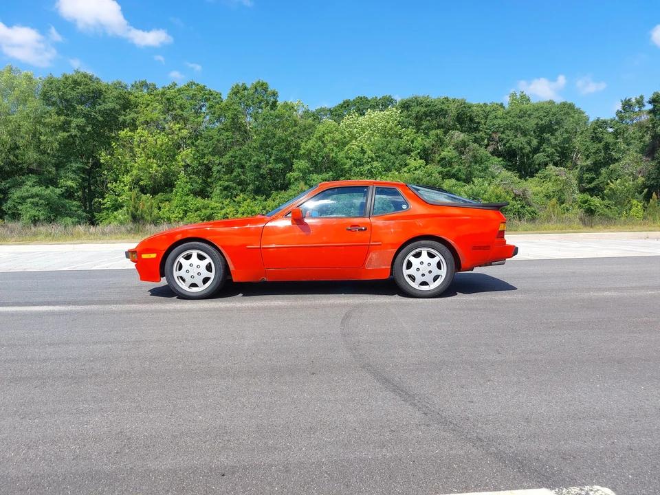 1988 Porsche 944 - Image 8 of 31