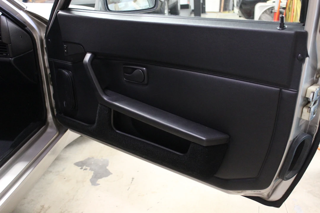 1988 Porsche 944 - Image 24 of 31