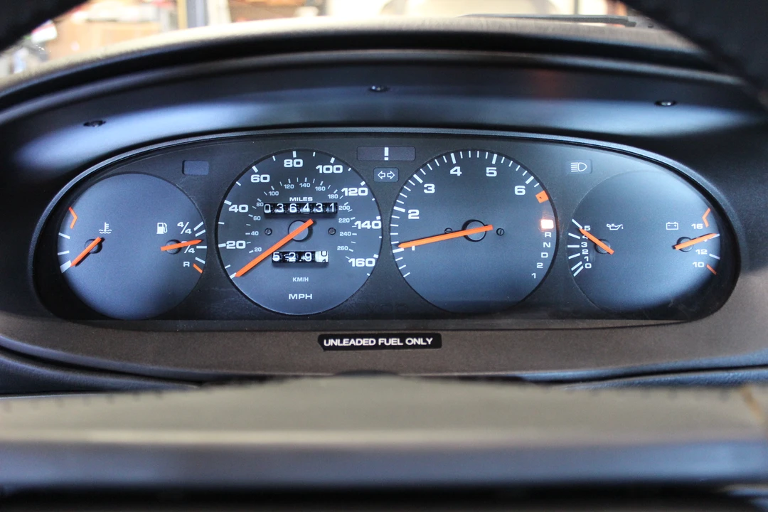 1988 Porsche 944 - Image 26 of 31