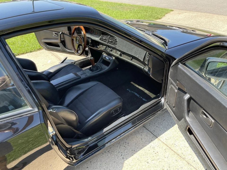 1988 Porsche 944 - Image 9 of 10