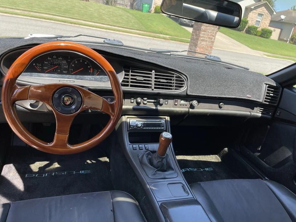 1988 Porsche 944 - Image 4 of 10