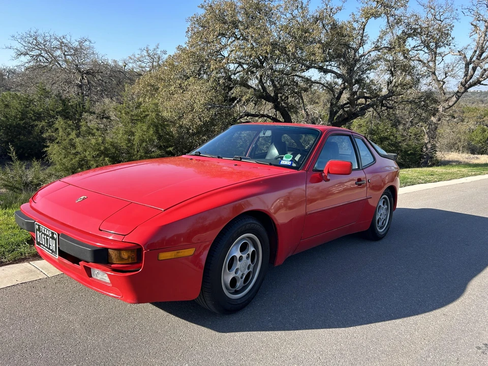 1988 Porsche 944 - Image 5 of 31