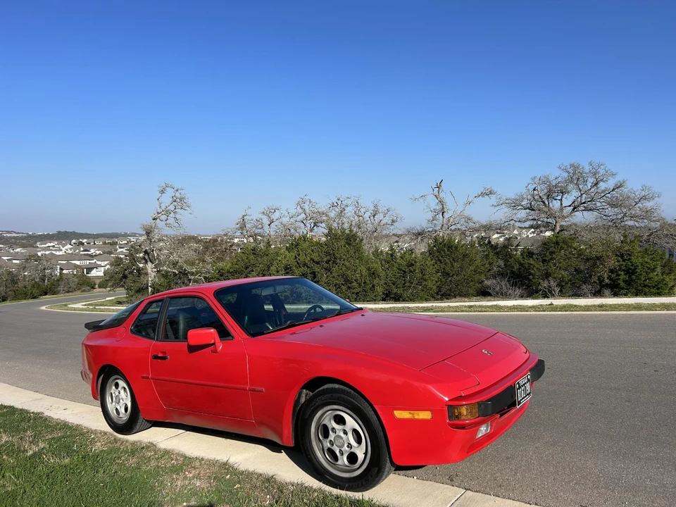 1988 Porsche 944 - Image 16 of 31