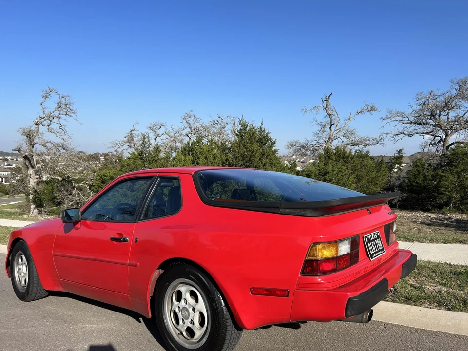 1988 Porsche 944 - Image 7 of 31