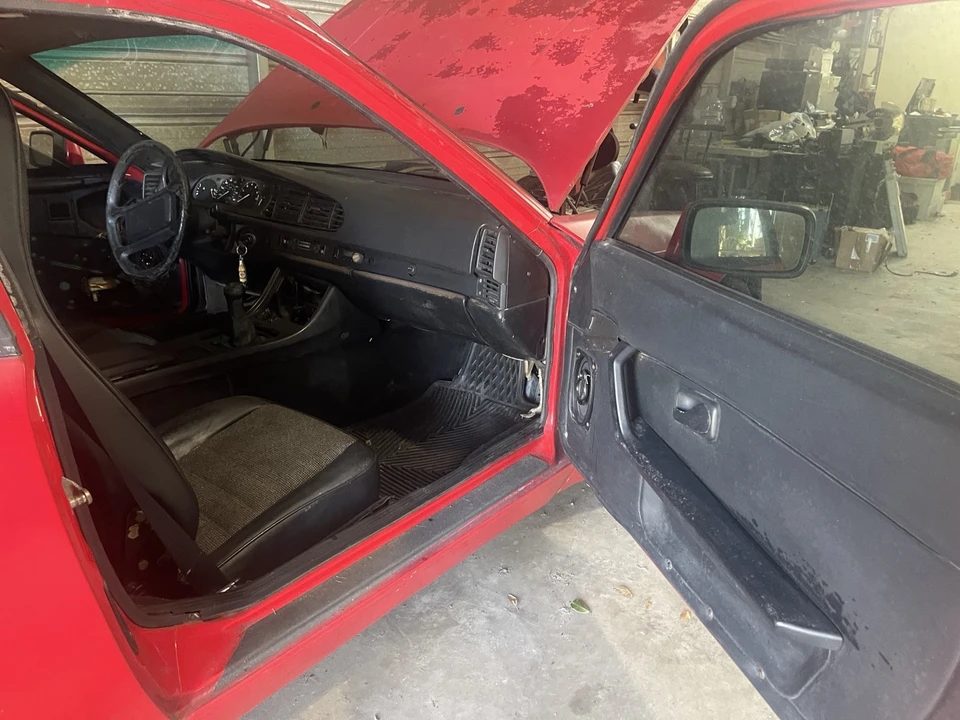 1988 Porsche 944 - Image 3 of 11