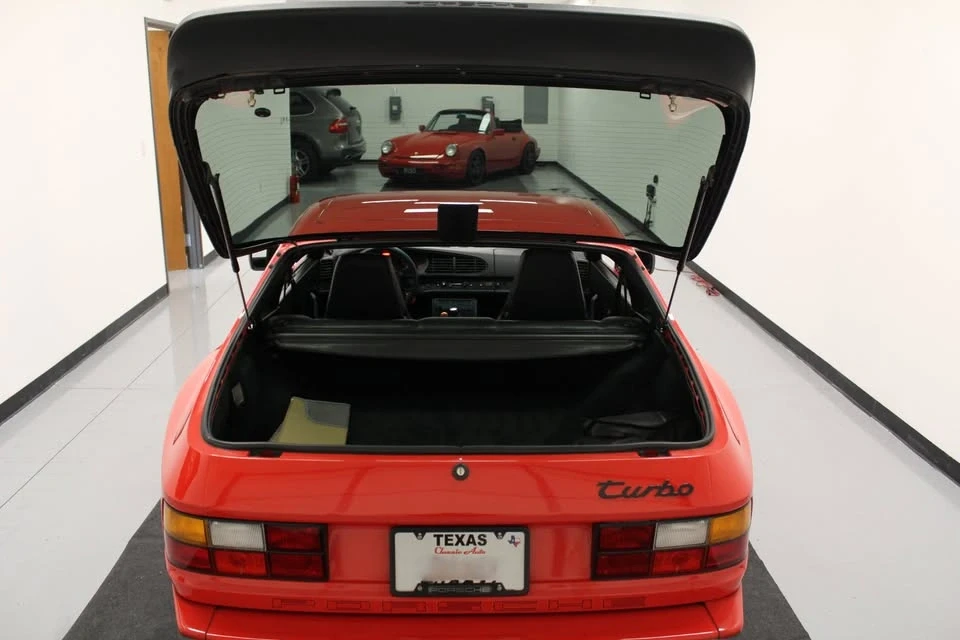 1988 Porsche 944 Turbo - Image 16 of 20