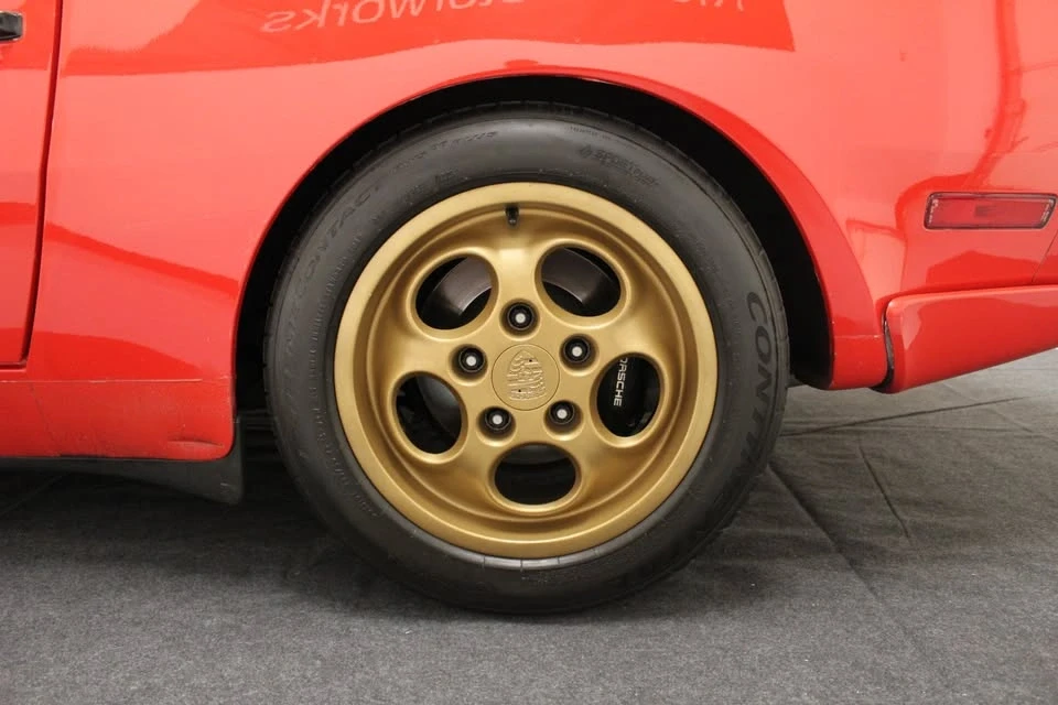 1988 Porsche 944 Turbo - Image 8 of 20
