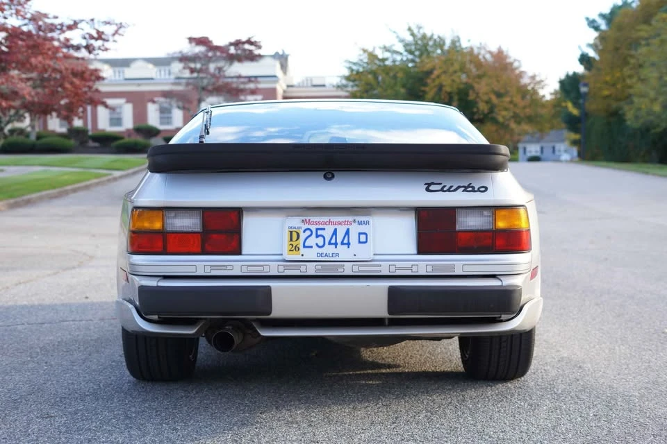 1988 Porsche 944 Turbo - Image 6 of 18