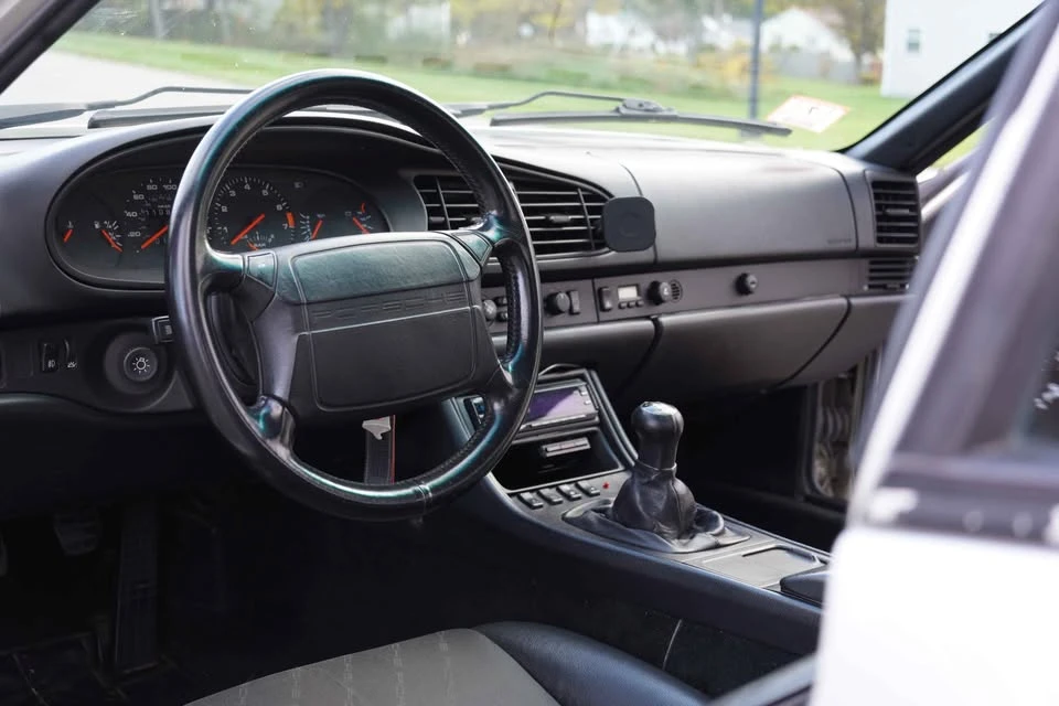 1988 Porsche 944 Turbo - Image 12 of 18