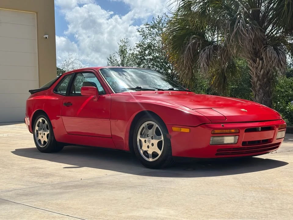 1988 Porsche 944 Turbo - Image 9 of 17