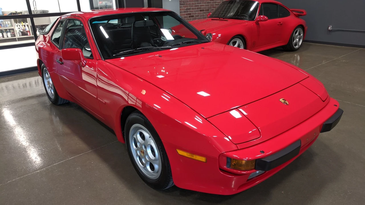 1988 Porsche 944 S - Image 25 of 31
