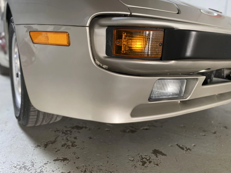 1988 Porsche 944 S - Image 24 of 31