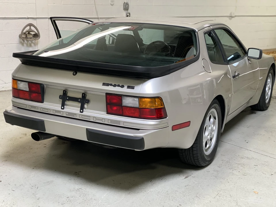 1988 Porsche 944 S - Image 20 of 31