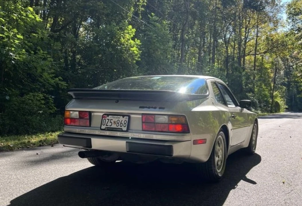 1988 Porsche 944 S - Image 19 of 31