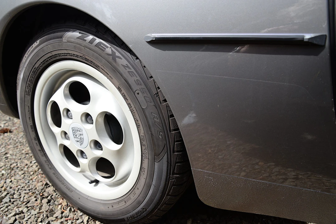 1988 Porsche 944 S - Image 29 of 31