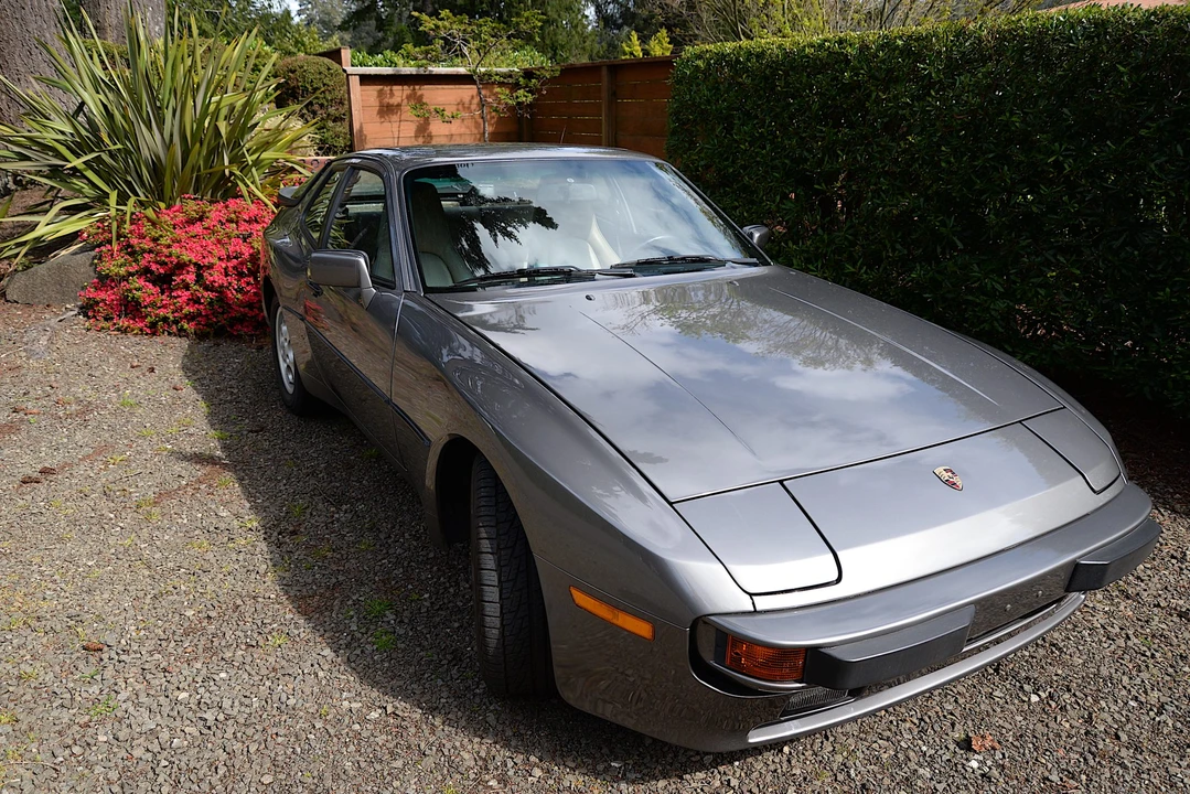 1988 Porsche 944 S - Image 7 of 31
