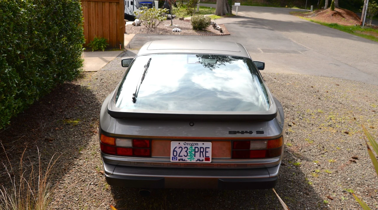 1988 Porsche 944 S - Image 13 of 31