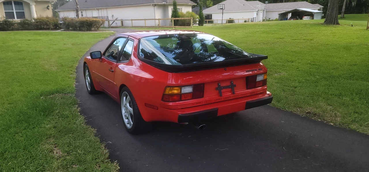 1988 Porsche 944 S - Image 9 of 31