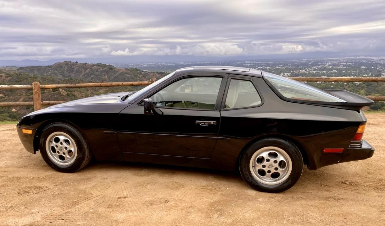 1988 Porsche 944 S - Image 11 of 31