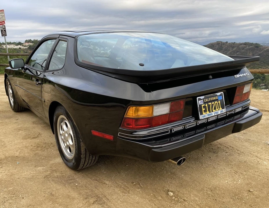 1988 Porsche 944 S - Image 12 of 31
