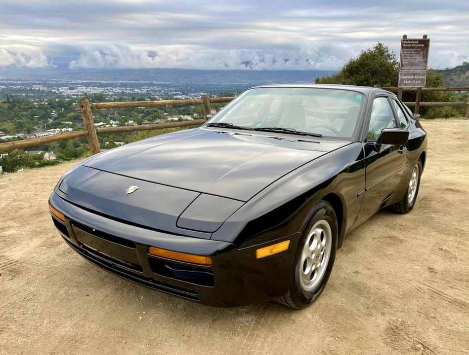 1988 Porsche 944 S - Image 8 of 31
