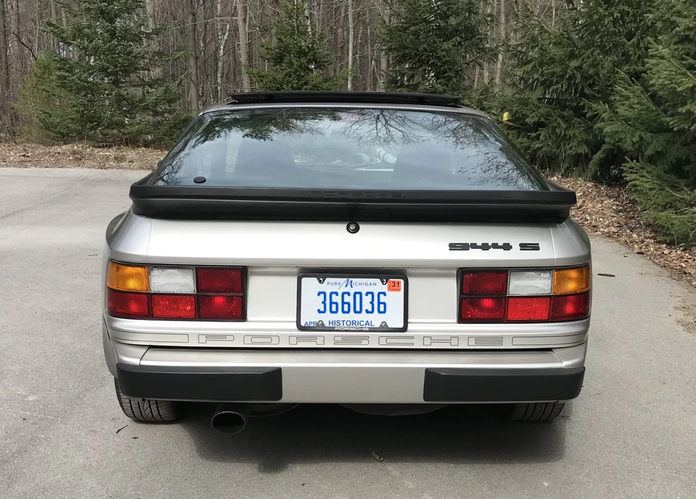 1988 Porsche 944 S - Image 14 of 31