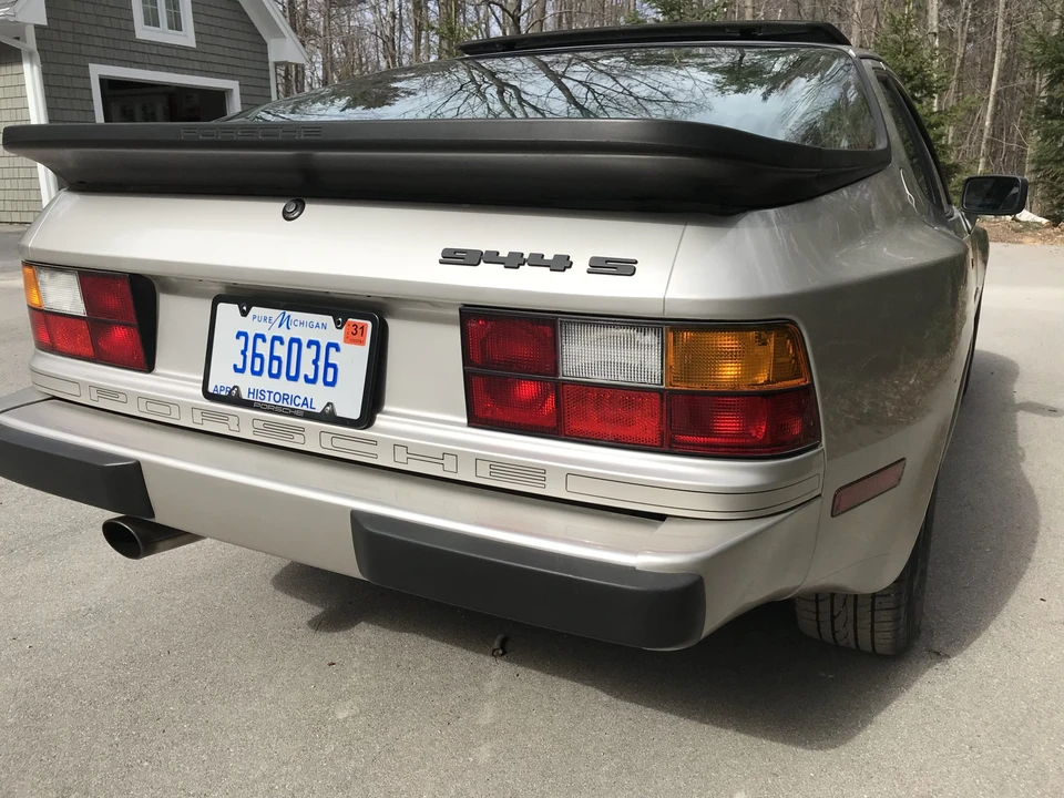 1988 Porsche 944 S - Image 30 of 31