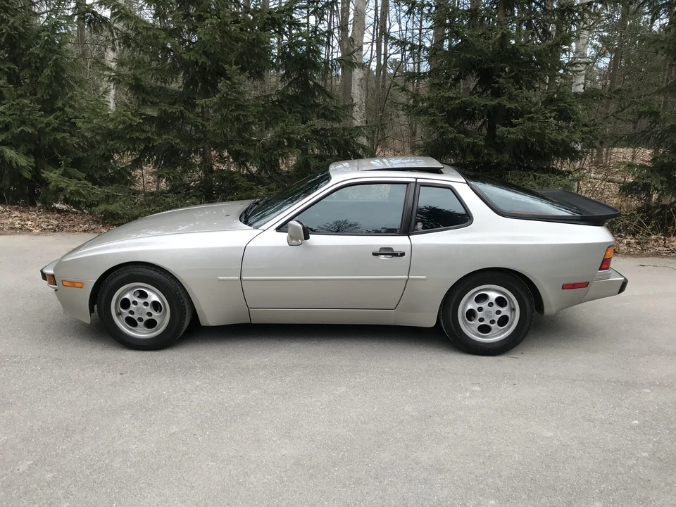 1988 Porsche 944 S - Image 6 of 31
