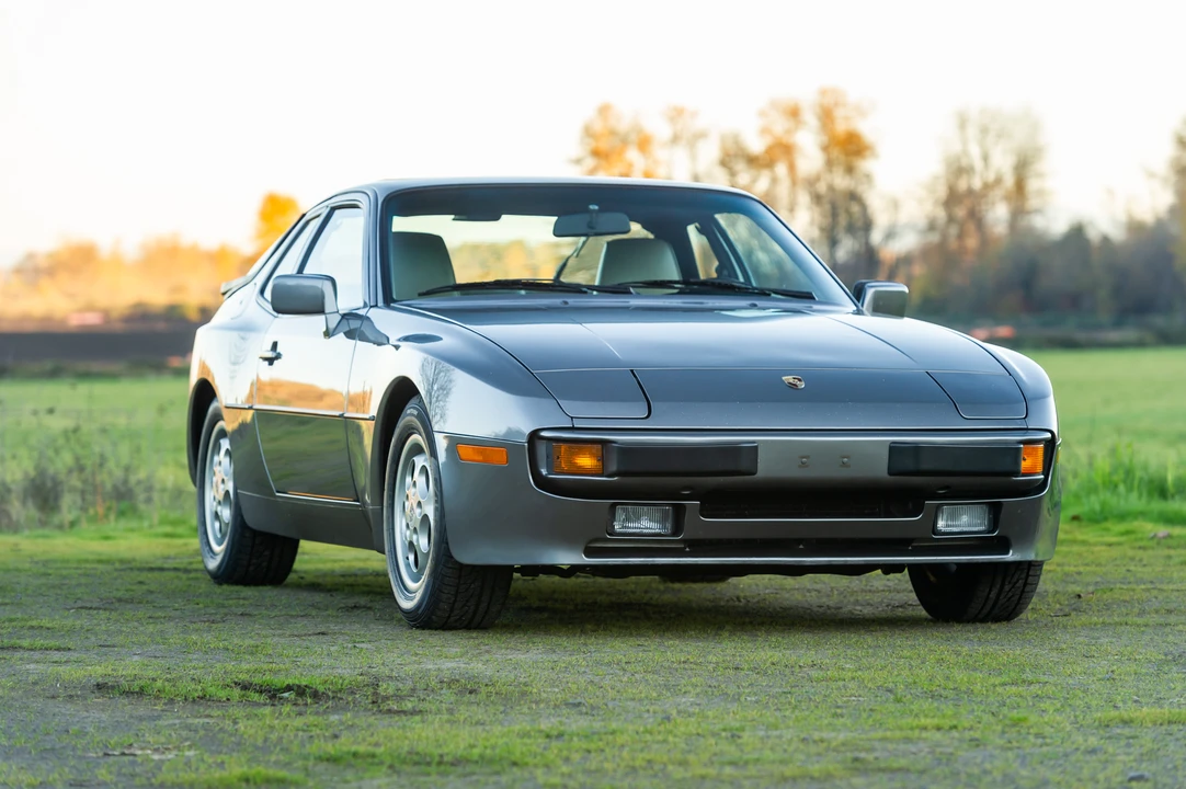 1988 Porsche 944 S - Image 7 of 31