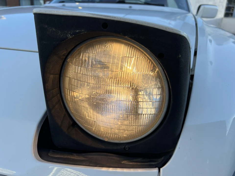1988 Porsche 944 S - Image 23 of 31