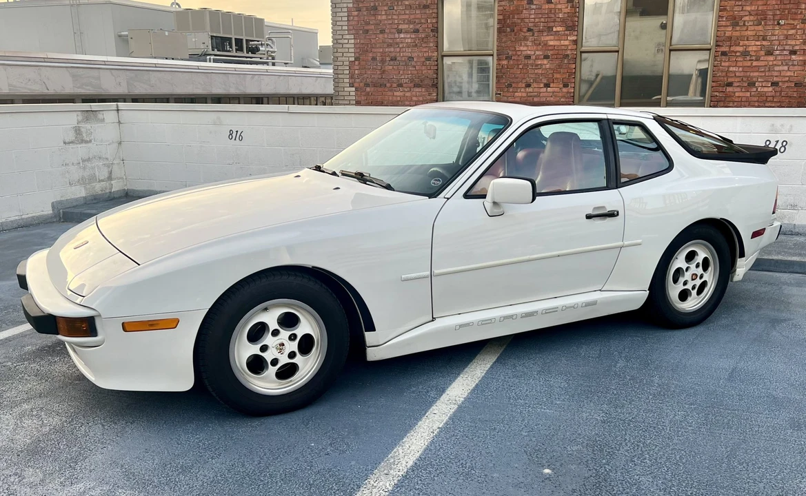 1988 Porsche 944 S - Image 6 of 31