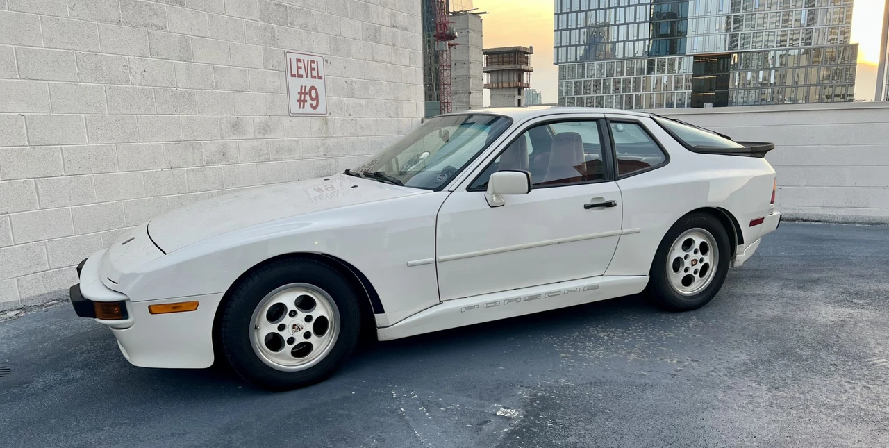 1988 Porsche 944 S - Image 5 of 31