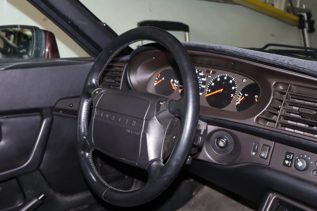 1988 Porsche 944 S - Image 24 of 31