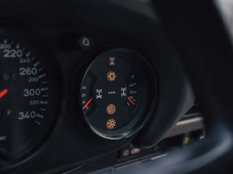 1988 Porsche 959 - Image 19 of 31